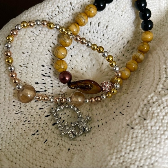 2 Handmade Bracelets stretch - Picture 2 of 5